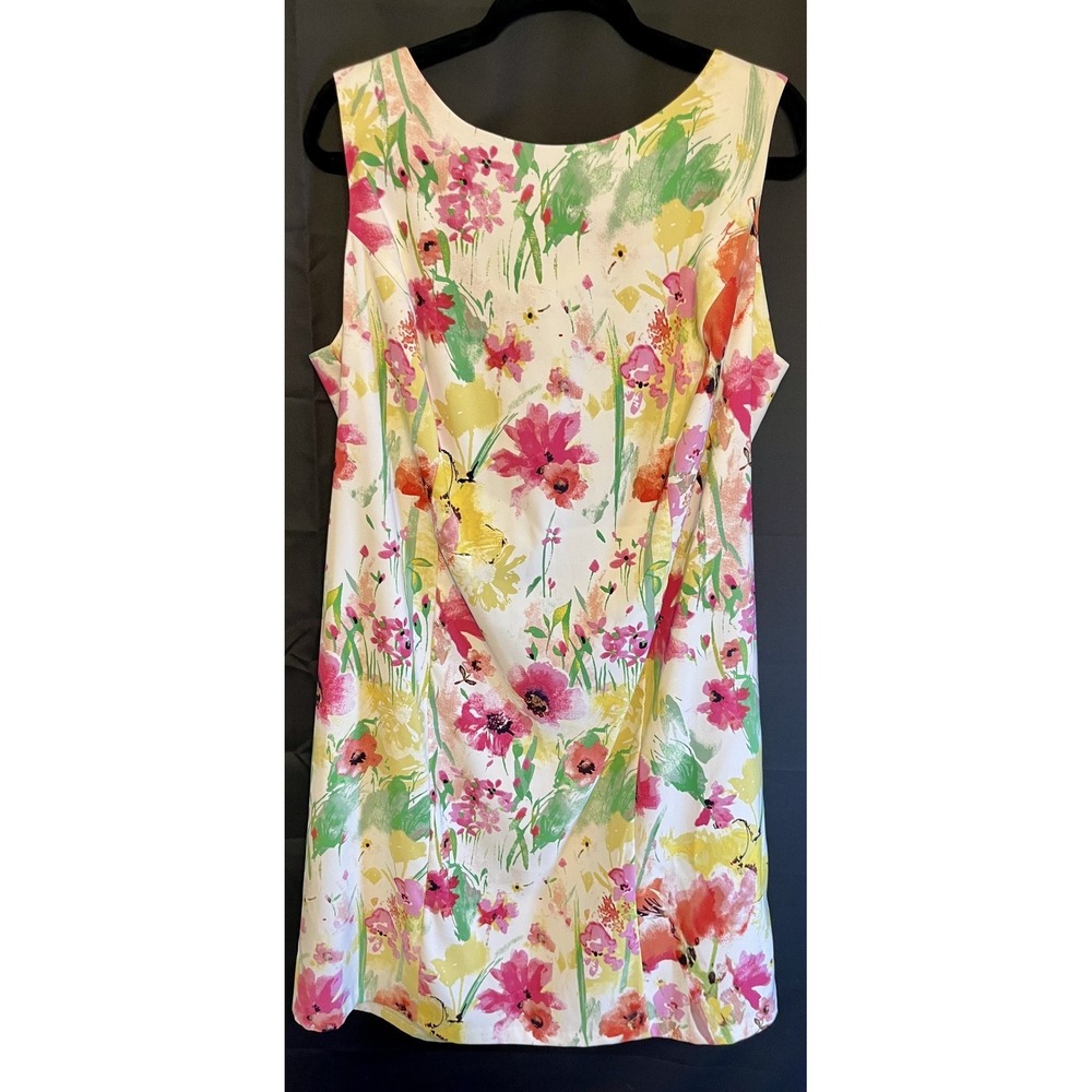 Dressbarn Dress Womens 18W White Multicolor Floral Sleeveless Shift Knee Length - Picture 2 of 8